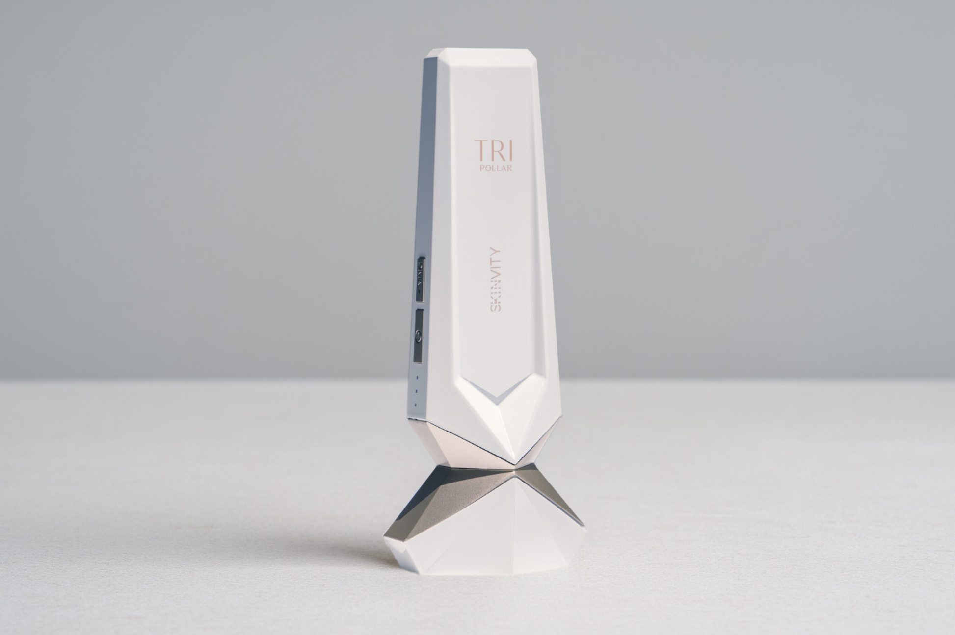 TRIPOLLAR AURA RADIOFRECUENCIA PARA TRATAMIENTO DE FIRMEZA FACIAL