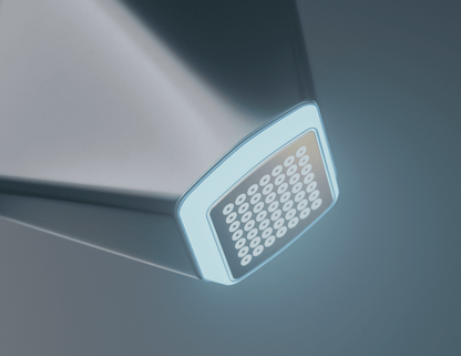 Detalle iluminado del cabezal del Envig Edge, donde se observan las microzonas térmicas que estimulan colágeno y elastina.